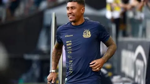 陈涛率深圳新鹏城力挽狂澜，保级大战幕后独家揭秘！续约悬念揭晓，陈涛亲吐心声！